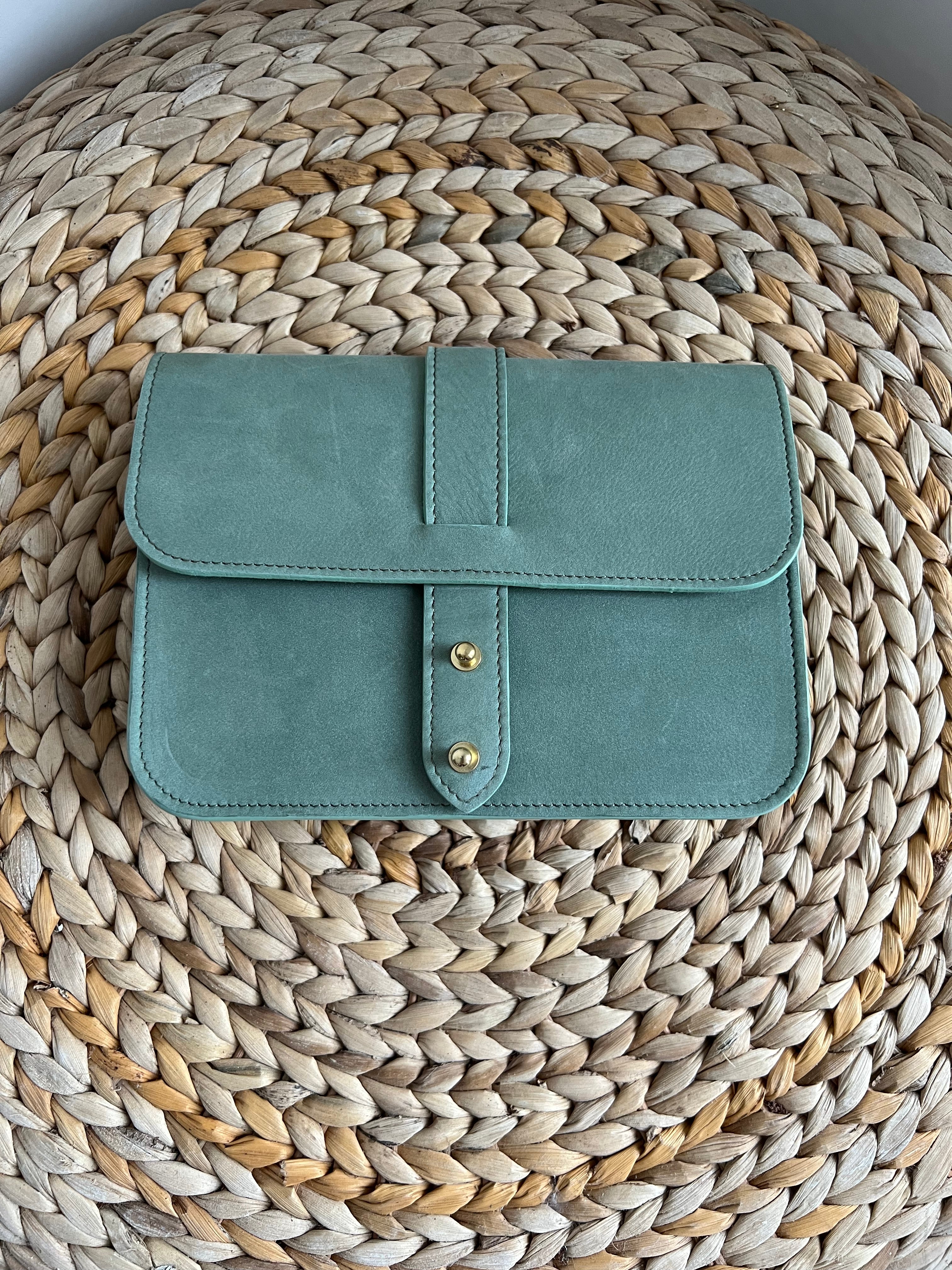 The mini pochette